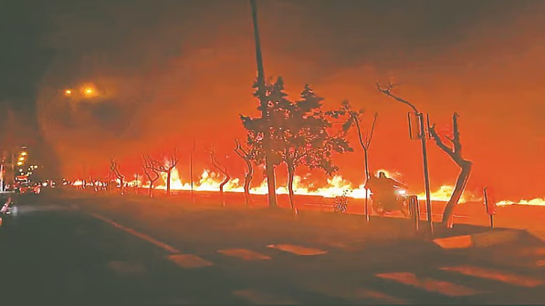 যুক্তরাষ্ট্র–ইসরায়েলের বিরুদ্ধে দীর্ঘস্থায়ী যুদ্ধের কৌশলে ইরান