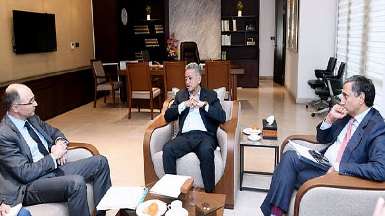 ঢাকায় অর্থ উপদেষ্টার সঙ্গে আইএমএফ প্রতি